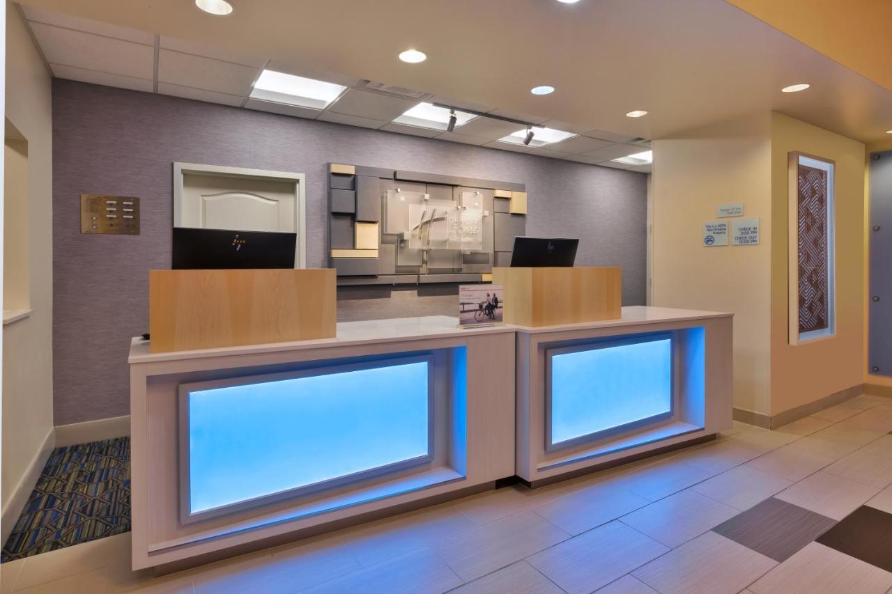 Holiday Inn Express & Suites - Effingham By Ihg Extérieur photo
