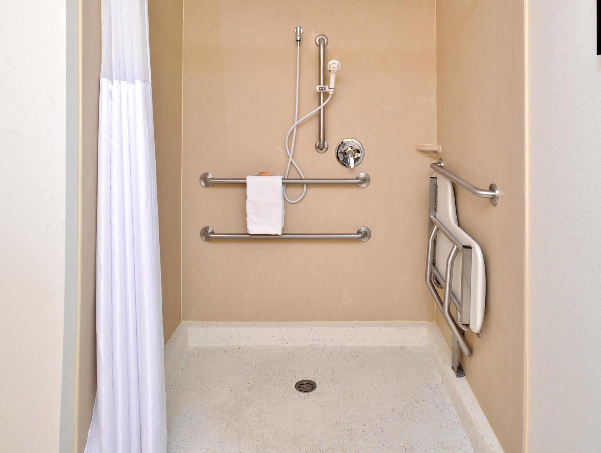 Holiday Inn Express & Suites - Effingham By Ihg Extérieur photo