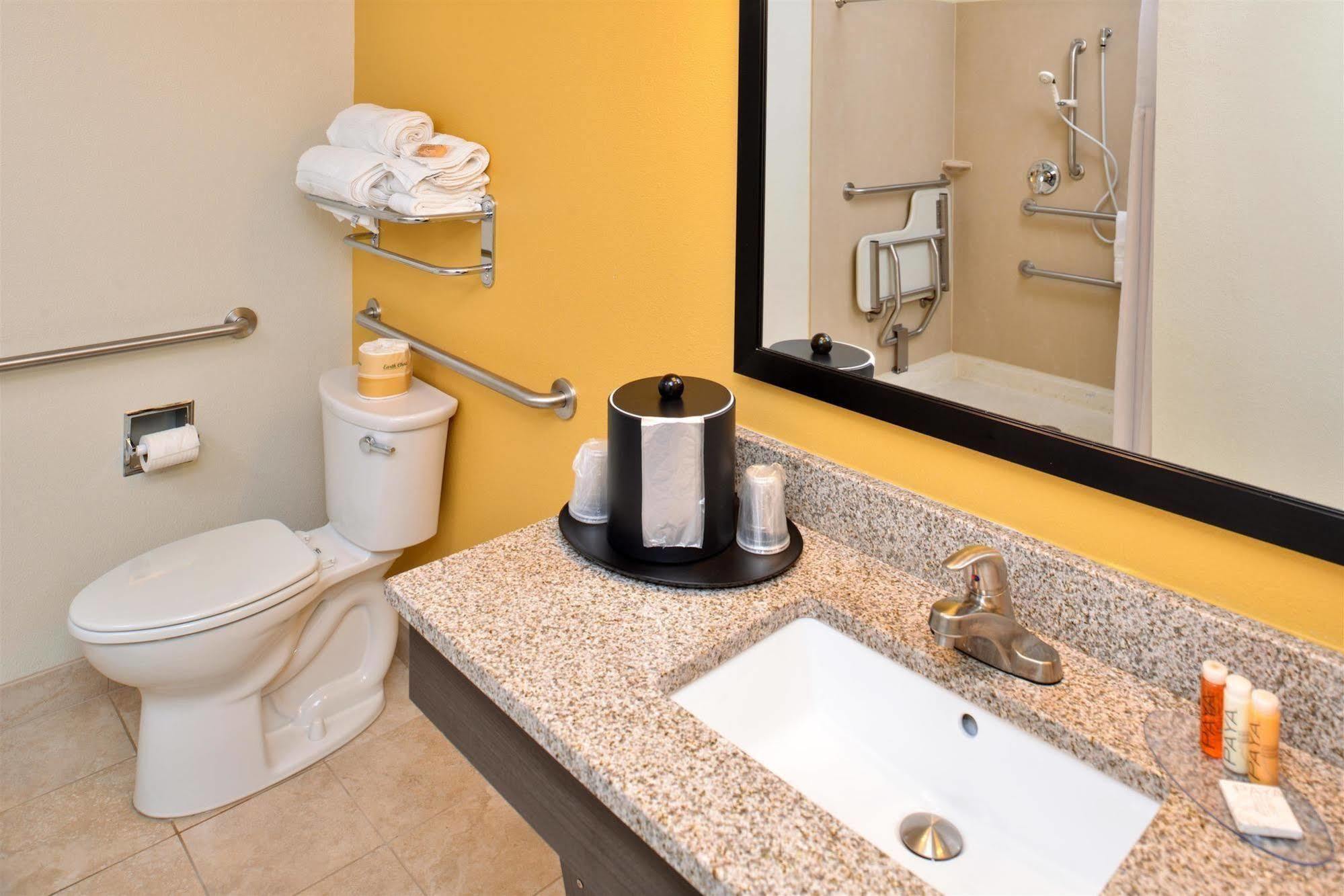 Holiday Inn Express & Suites - Effingham By Ihg Extérieur photo