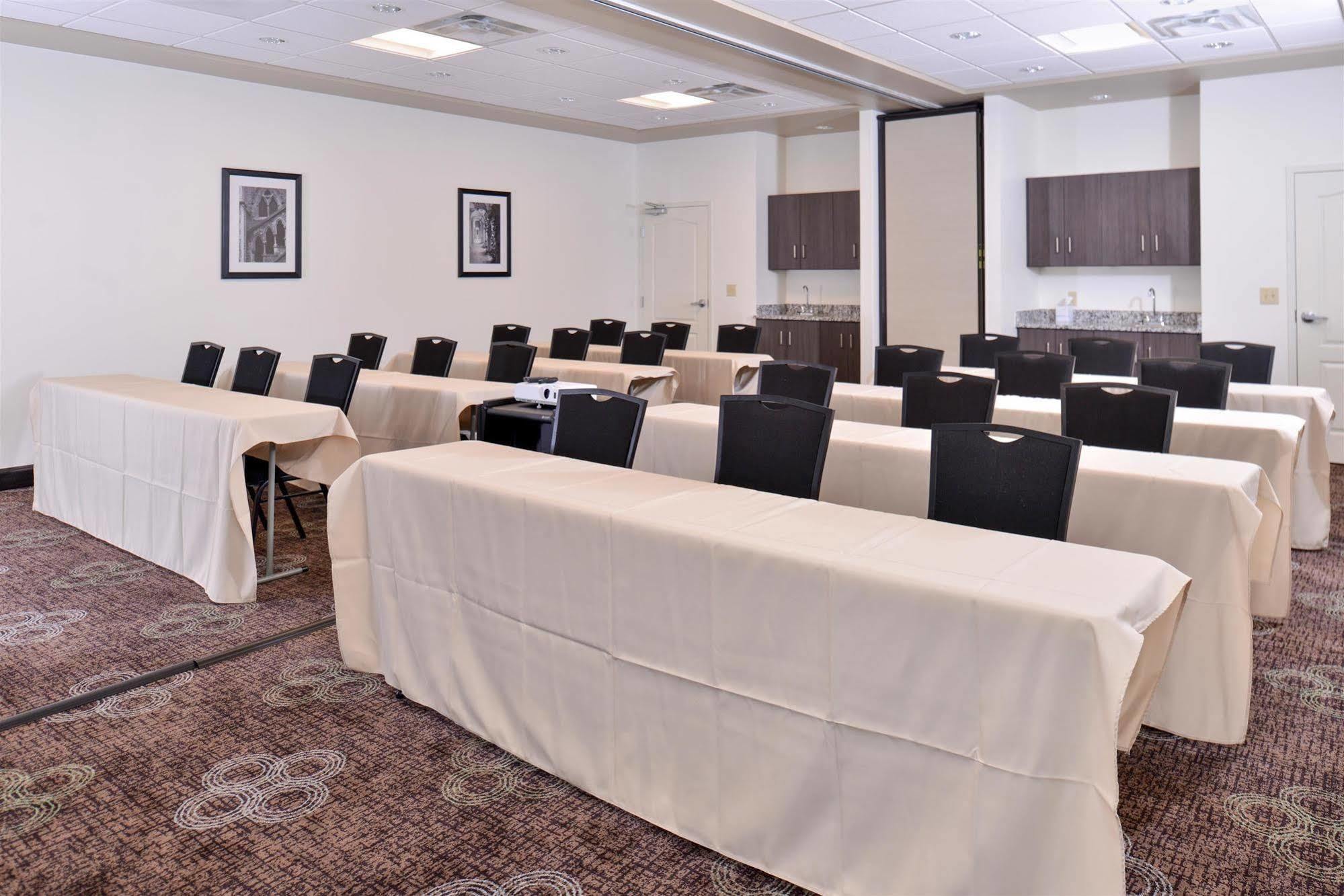 Holiday Inn Express & Suites - Effingham By Ihg Extérieur photo